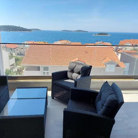 Penthouse Dream Look