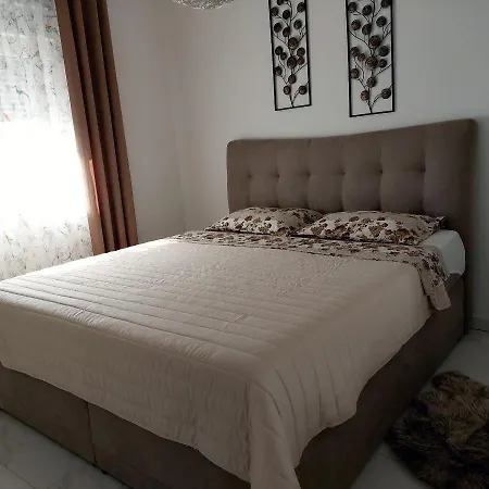 Penthouse Dream Look *