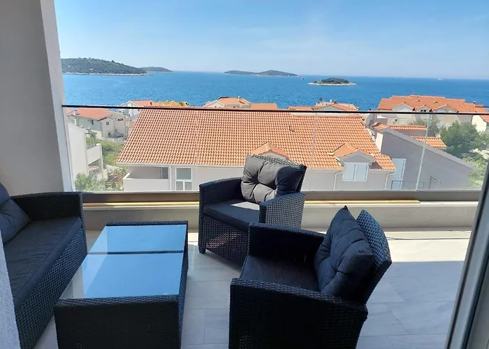 Penthouse Dream Look