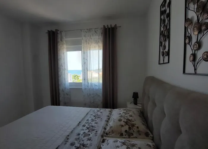 Penthouse Dream Look